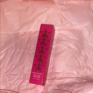 Jeffree Star Liquid Lipstick “Poinsettia”